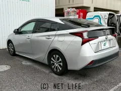 トヨタ プリウス