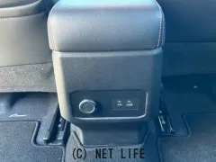 三菱 トライトン