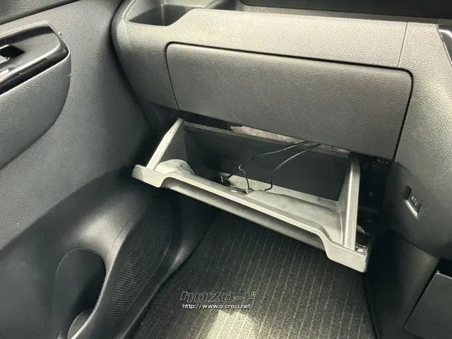 三菱 eKクロススペース