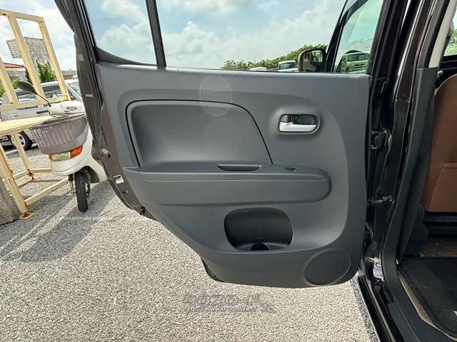 日産 モコ