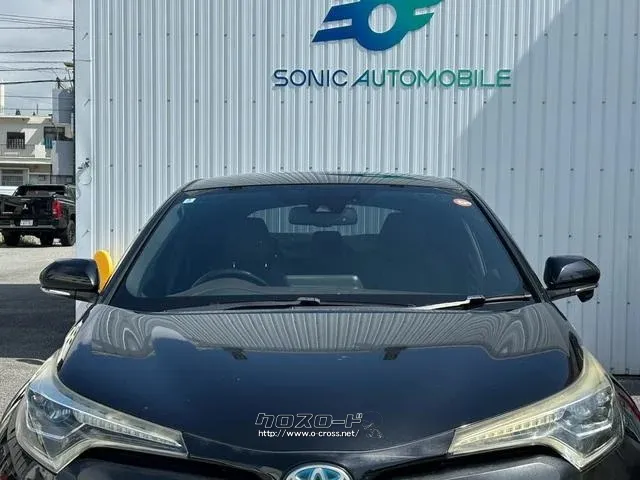 トヨタ C-HR