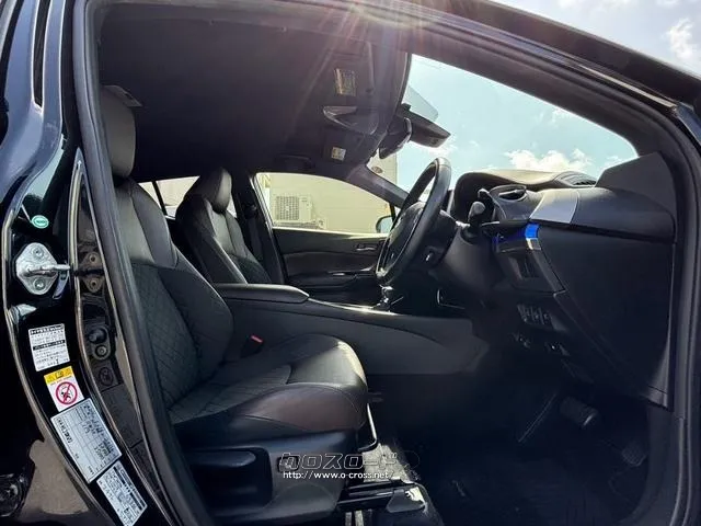 トヨタ C-HR