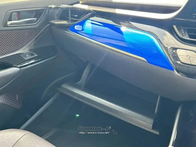 トヨタ C-HR