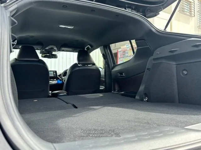 トヨタ C-HR