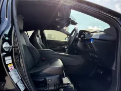 トヨタ C-HR