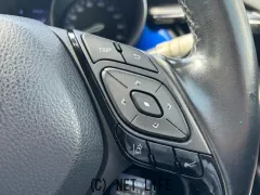 トヨタ C-HR