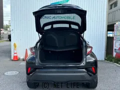 トヨタ C-HR
