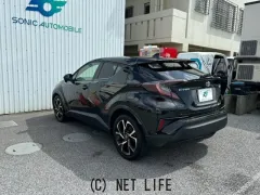 トヨタ C-HR