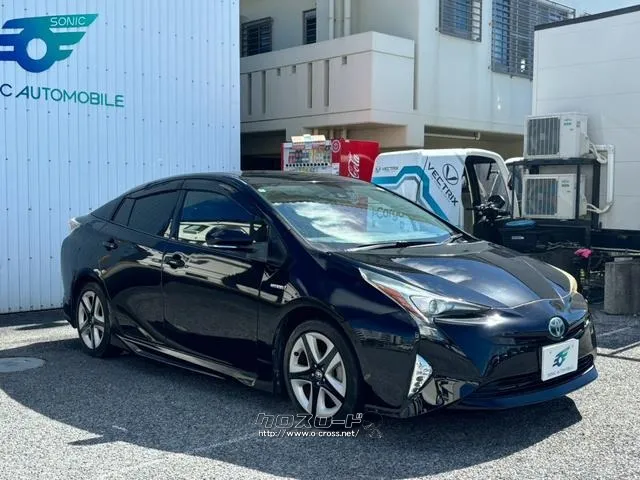 トヨタ プリウス