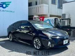 トヨタ プリウス