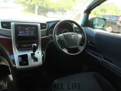 トヨタ ヴェルファイア