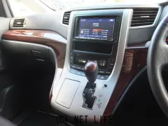 トヨタ ヴェルファイア