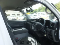 日産 NV350キャラバンワゴン