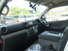 日産 NV350キャラバンワゴン