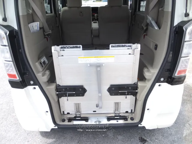 ホンダ N-BOX+