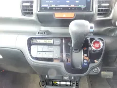 ホンダ N-BOXスラッシュ