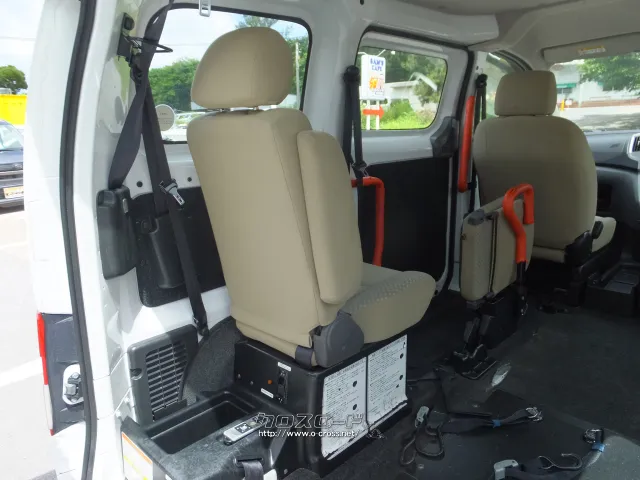 日産 NV200バネットバン