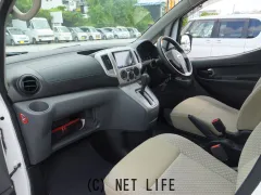 日産 NV200バネットバン