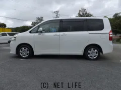 トヨタ ヴォクシー