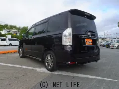 トヨタ ヴォクシー