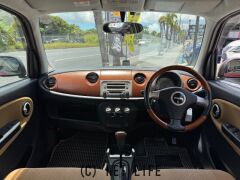 ダイハツ ミラジーノ