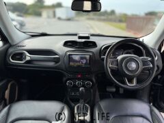 ジープ レネゲード