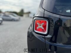 ジープ レネゲード