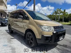 三菱 デリカD：5