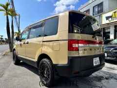 三菱 デリカD：5