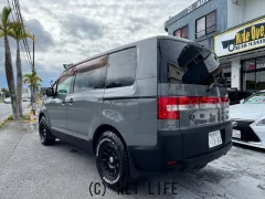 三菱 デリカD：5