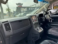 三菱 デリカD：5