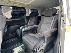 トヨタ ヴェルファイア