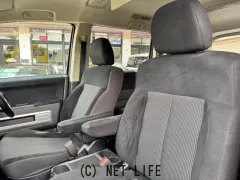 三菱 デリカD：5