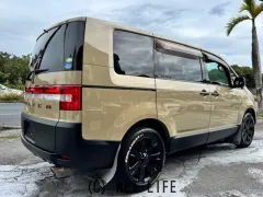 三菱 デリカD：5