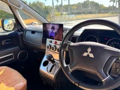 三菱 デリカD：5