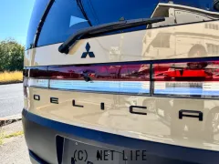 三菱 デリカD：5