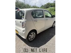 ダイハツ ミライース