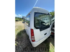 部品取車 サンバーバン