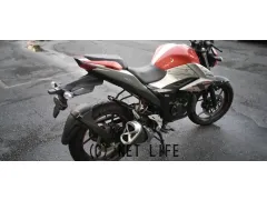 スズキ ジクサー