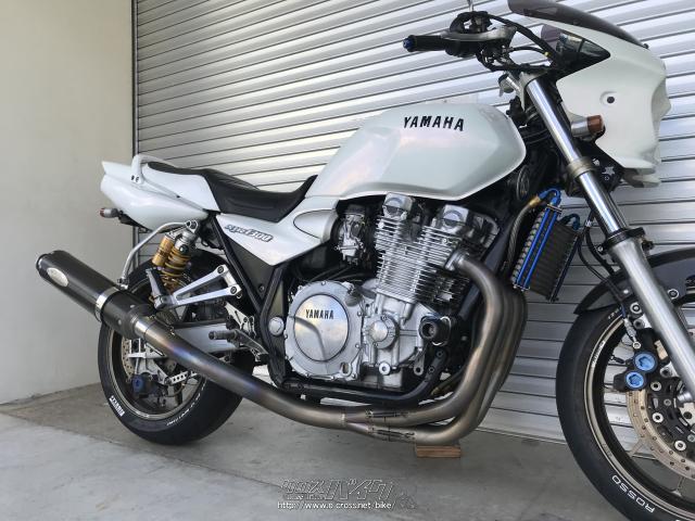 ヤマハ XJR1300・2000(H12)初度登録(届出)年・1300cc・バイカーズ