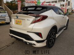 トヨタ C-HR