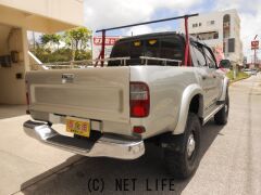 トヨタ ハイラックス