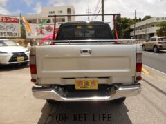 トヨタ ハイラックス