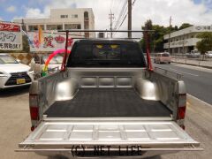 トヨタ ハイラックス