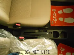 ダイハツ ミライース