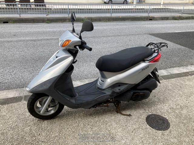 ヤマハ アクシストリート XC125Eワンオーナー車、走行2340km・シルバー