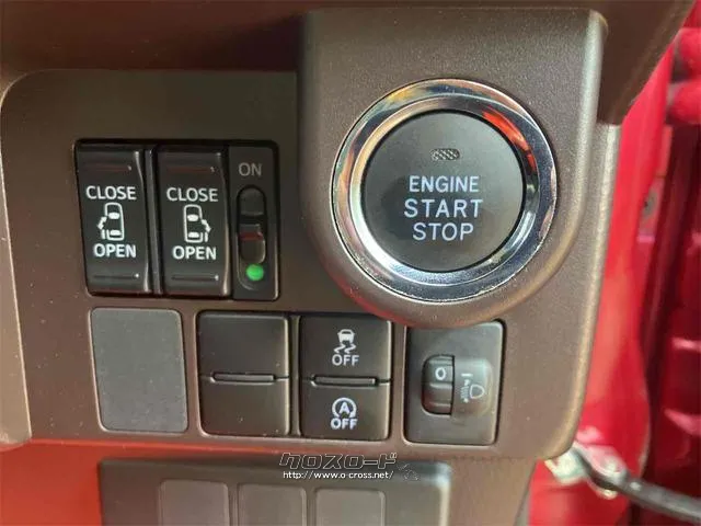 エンジン始動も楽チンです。イチイチ鍵を出す手間も無くなりますよ。 トヨタ タンク