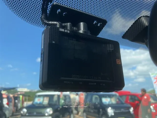 ドライブレコーダーもついています!もし事故を起こしてしまったら。そんな時に心強い味方になるのが、運転の記録を映像と音で記録するドライブレコーダーです。 トヨタ ヴィッツ