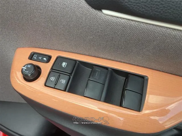 パワーウィンドウも動作チェックOKです!何でも気になることはお問合せ下さい! トヨタ ヤリス