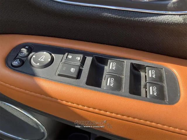 パワーウィンドウ付き☆運転席で全部の窓を開閉することが可能!!快適にドライブをお楽しみいただけます☆ ホンダ ヴェゼル